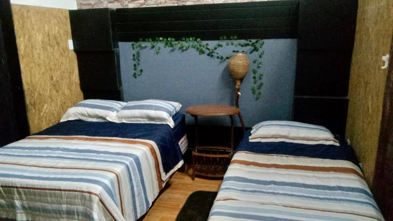 La Casa De La 12 Hostel Campeche Luaran gambar